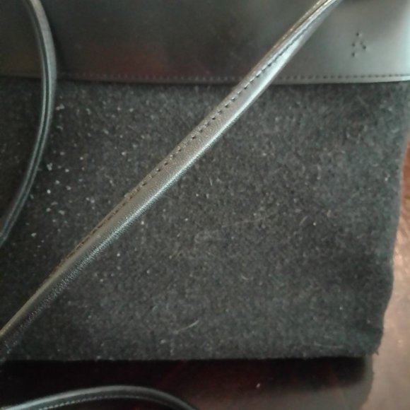 DKNY Donna Karan New York Messenger Purse - Picture 3 of 4